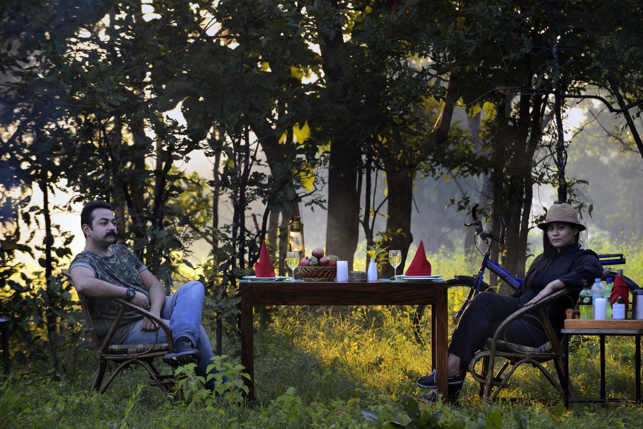 Pench Jungle Camp Hotel Khawāsa Eksteriør billede