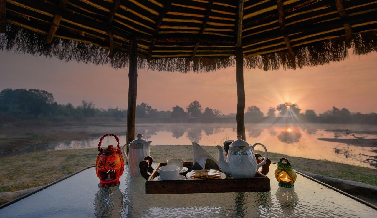 Pench Jungle Camp Hotel Khawāsa Eksteriør billede