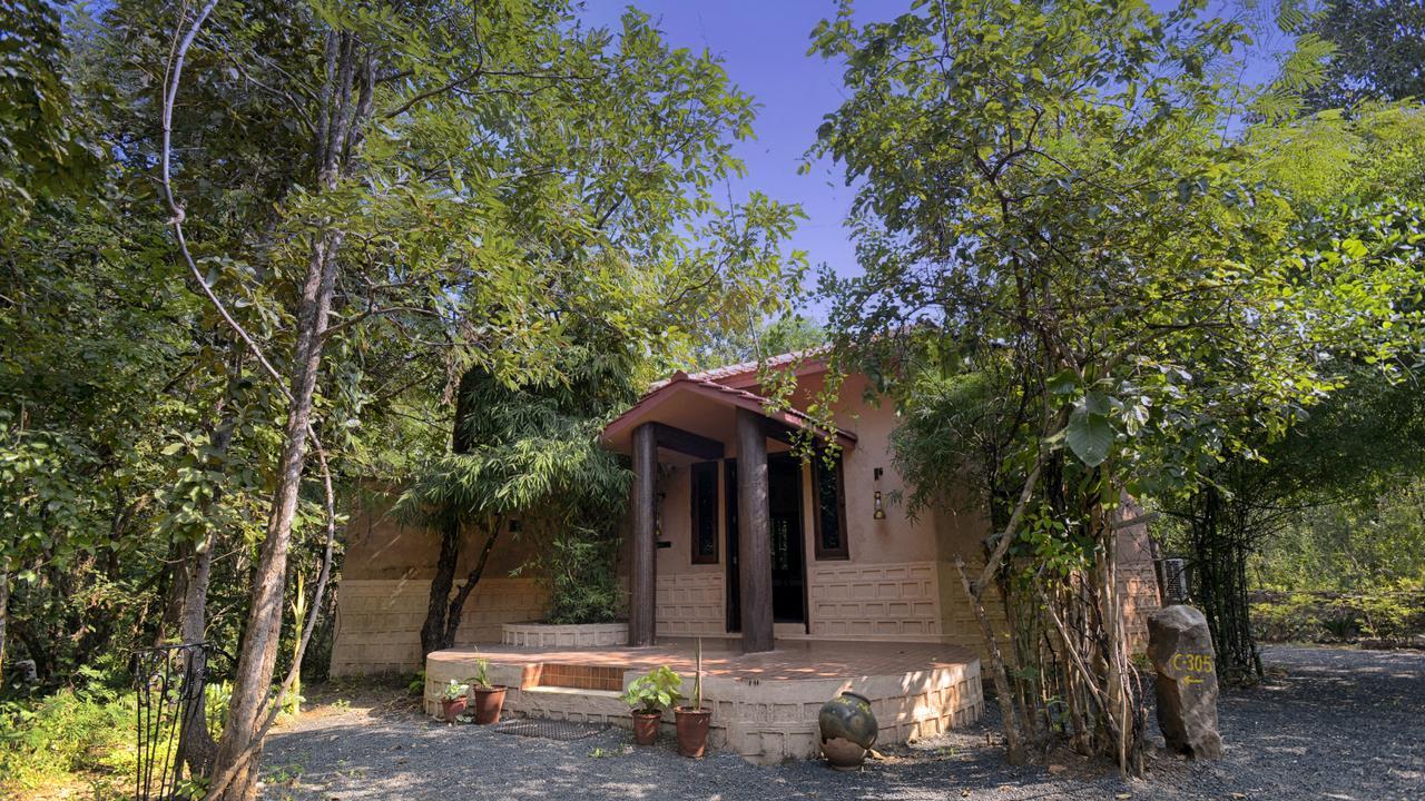 Pench Jungle Camp Hotel Khawāsa Eksteriør billede