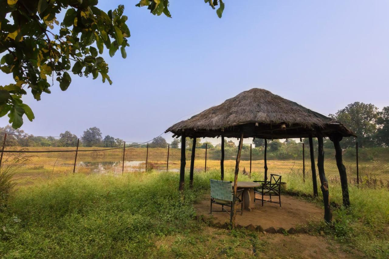Pench Jungle Camp Hotel Khawāsa Eksteriør billede